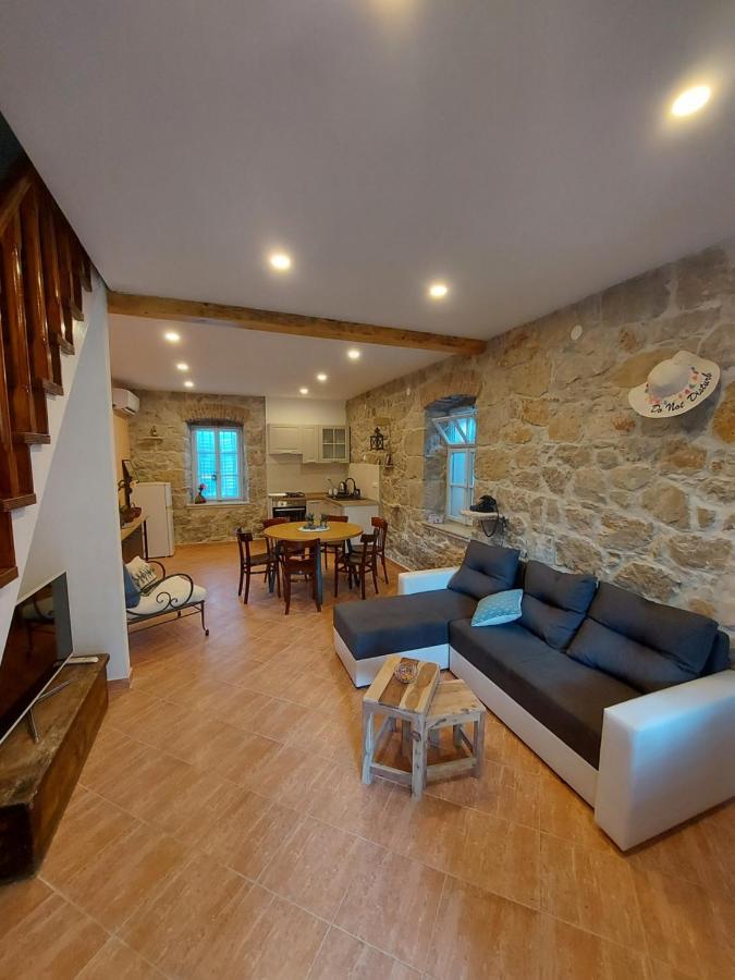Holiday Home Pepe Banj Exterior foto