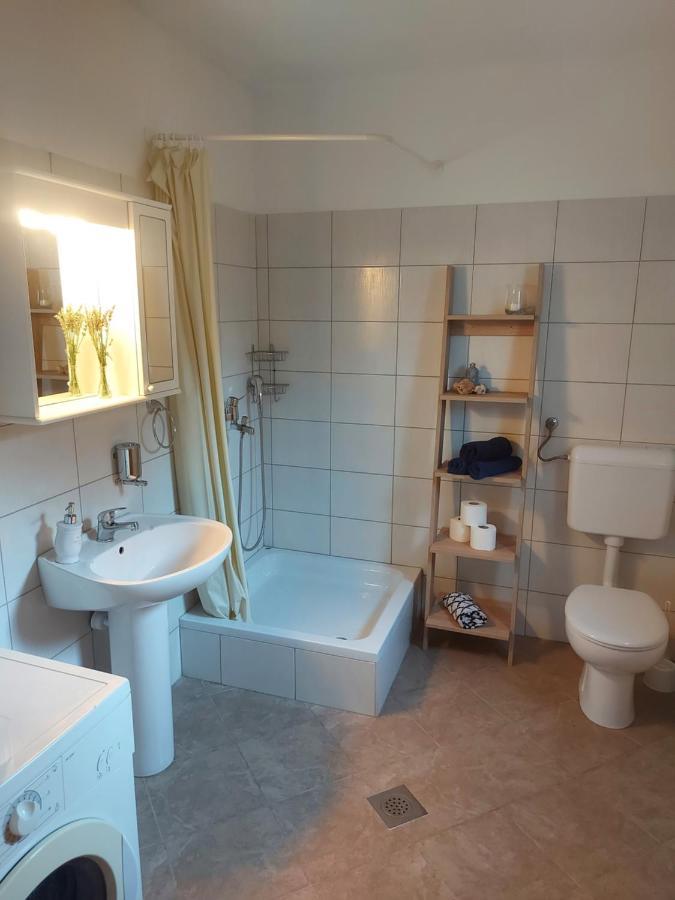 Holiday Home Pepe Banj Exterior foto