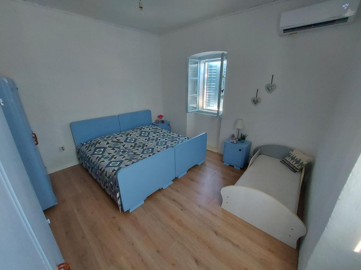 Holiday Home Pepe Banj Exterior foto