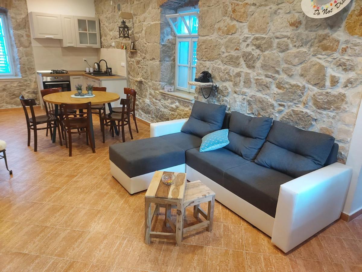 Holiday Home Pepe Banj Exterior foto