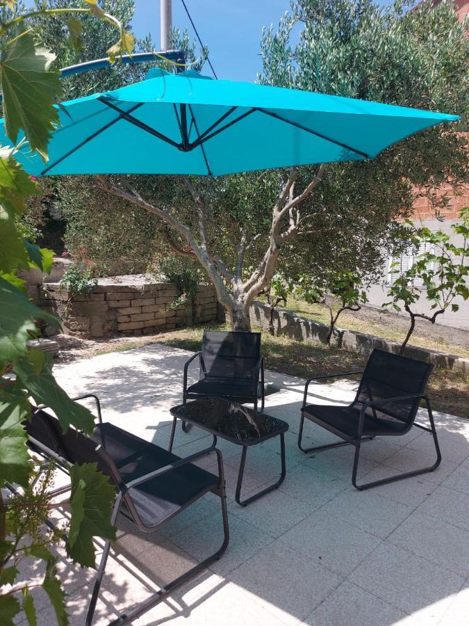 Holiday Home Pepe Banj Exterior foto